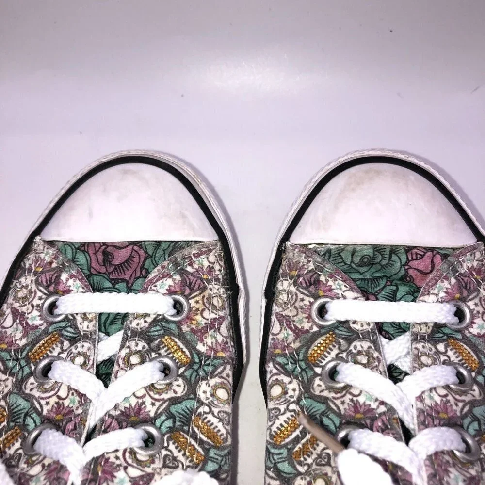 Converse All Star Youth Size 2 Skulls Day of the Dead Low Top Sneakers Shoes